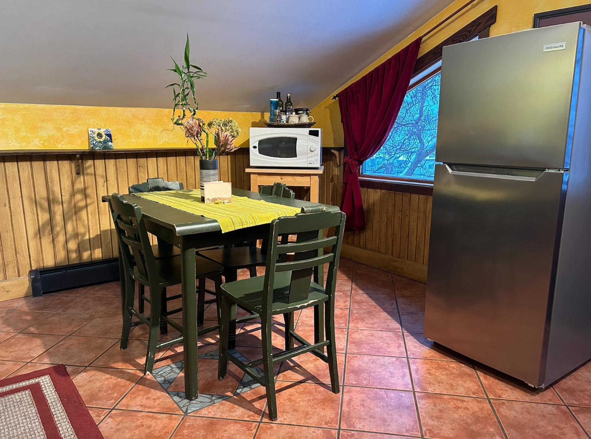 Mistisos Place Vacation Rentals Nelson Bagian luar foto