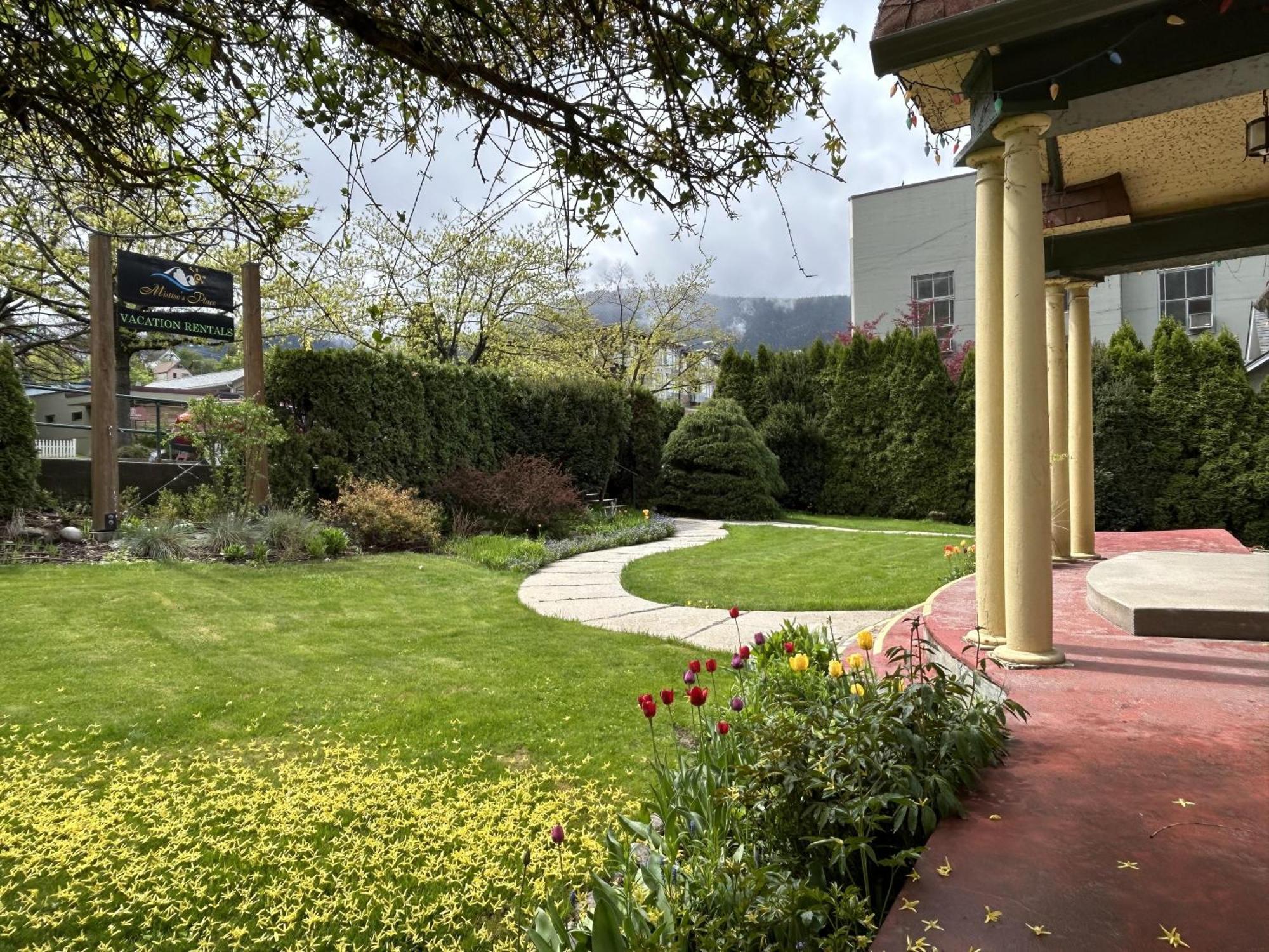 Mistisos Place Vacation Rentals Nelson Bagian luar foto