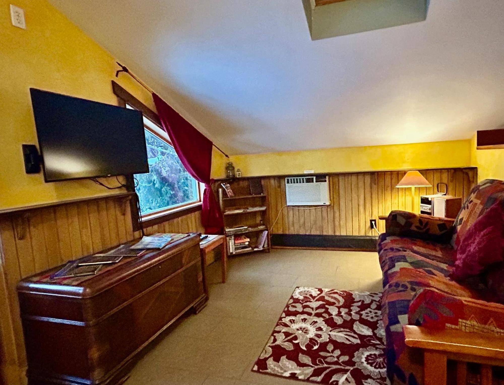 Mistisos Place Vacation Rentals Nelson Bagian luar foto