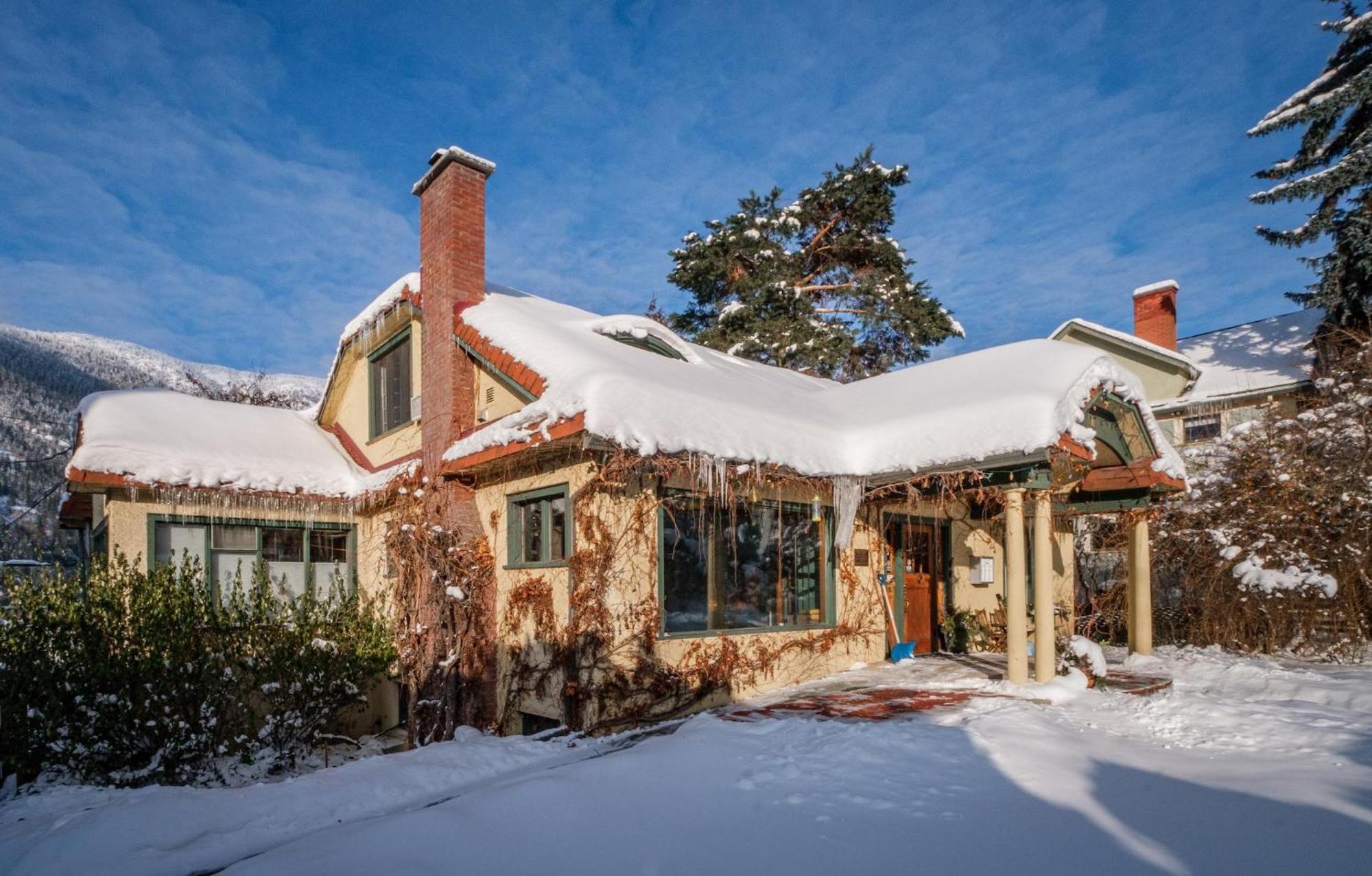 Mistisos Place Vacation Rentals Nelson Bagian luar foto